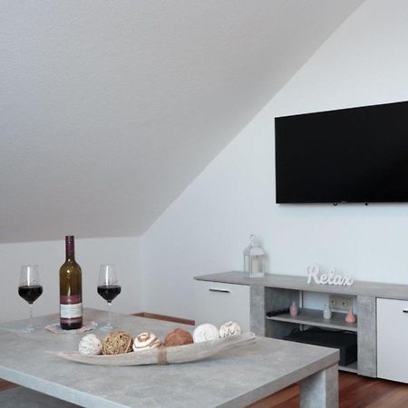 Ferienwohnung Grauschiefer Irsch Екстер'єр фото