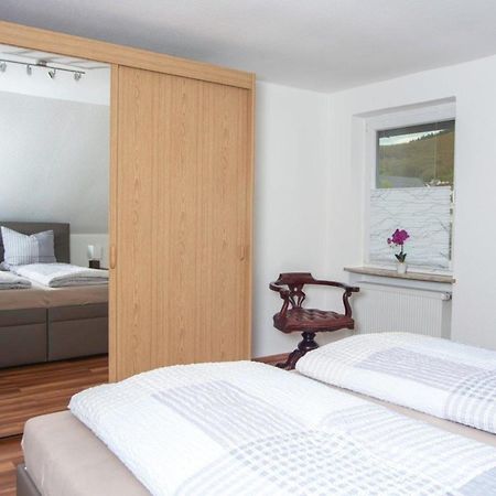 Ferienwohnung Grauschiefer Irsch Екстер'єр фото